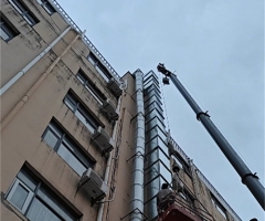 排煙(yān)通(tōng)風(fēng)管道(dào)現(xiàn)場(chǎng)